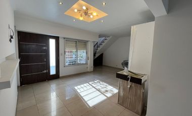 CASA 6 AMBIENTES VENTA SAN JUSTO