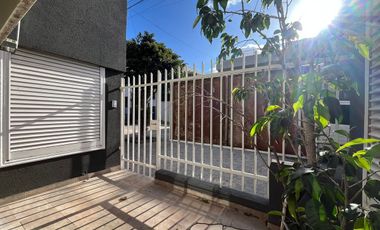 CASA 6 AMBIENTES VENTA SAN JUSTO