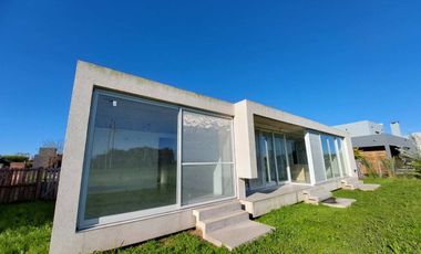 VENTA CASA BARRIO HARAS SANTA MARIA PERMUTA