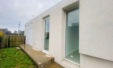 VENTA CASA BARRIO HARAS SANTA MARIA PERMUTA