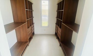 VENTA CASA BARRIO HARAS SANTA MARIA PERMUTA