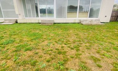 VENTA CASA BARRIO HARAS SANTA MARIA PERMUTA