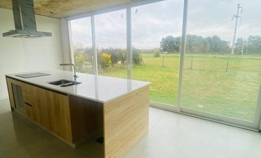 VENTA CASA BARRIO HARAS SANTA MARIA PERMUTA