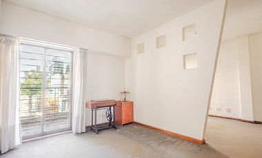 EN VENTA CASA 4 AMB CON PARQUE Y QUINCHO / 430mts