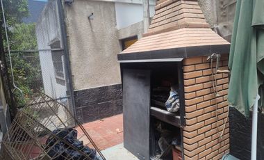 VENTA CASA MULTIFAMILIAR 220M2 COCHE/PARQ CASEROS