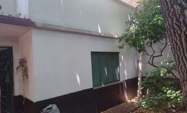 VENTA CASA MULTIFAMILIAR 220M2 COCHE/PARQ CASEROS