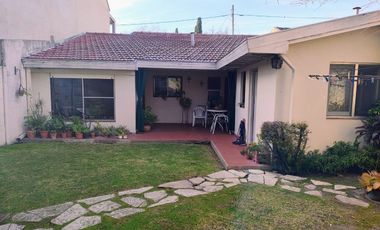 Casa venta z/oeste Ciudad Jardín Palomar permuta
