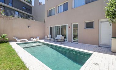 Venta Casa La Lucila vista al río piscina premium