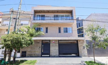 Venta Casa La Lucila vista al río piscina premium
