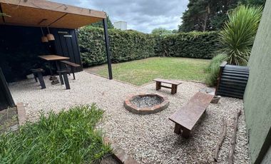 VENTA CASA 3 AMBIENTES QUINCHO PISCINA LAS LOMAS