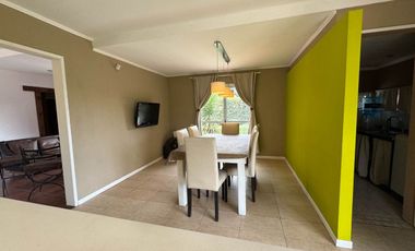 VENTA CASA 3 AMBIENTES QUINCHO PISCINA LAS LOMAS