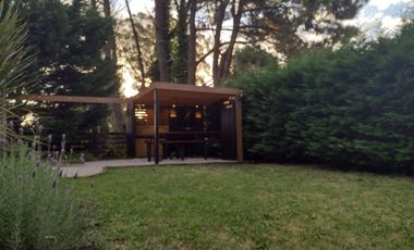 VENTA CASA 3 AMBIENTES QUINCHO PISCINA LAS LOMAS