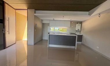 VENTA PH 4 AMB. B° LA CELIA-EZEIZA-QUINCHO-PILETA