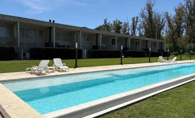 VENTA PH 4 AMB. B° LA CELIA-EZEIZA-QUINCHO-PILETA