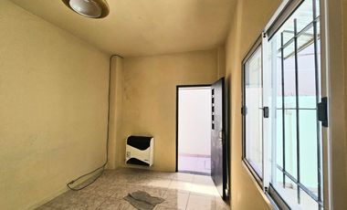 VENTA PH AL FRENTE 3 AMBS.TERRAZA. CIUDADELA