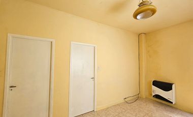 VENTA PH AL FRENTE 3 AMBS.TERRAZA. CIUDADELA