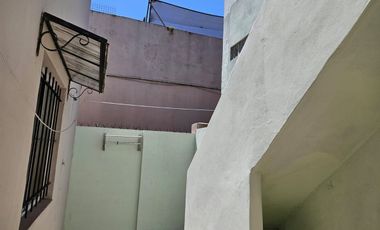 VENTA PH AL FRENTE 3 AMBS.TERRAZA. CIUDADELA