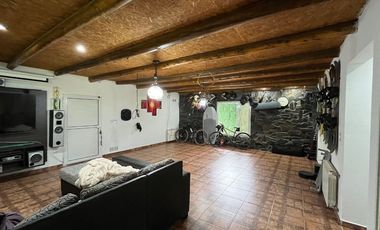 Casa en Venta en General Fernández Oro