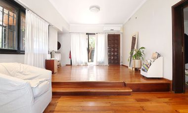 VENTA CASA LOTE PROPIO-ESQUINA-DOBLE GARAGE-MUNRO