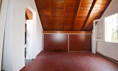 VENTA CASA LOTE PROPIO-ESQUINA-DOBLE GARAGE-MUNRO