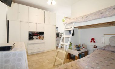 VENTA CASA LOTE PROPIO-ESQUINA-DOBLE GARAGE-MUNRO