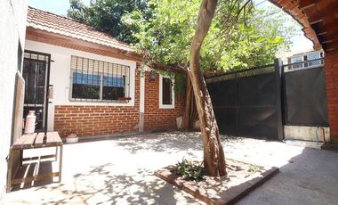 VENTA CASA LOTE PROPIO-ESQUINA-DOBLE GARAGE-MUNRO