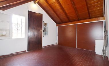 VENTA CASA LOTE PROPIO-ESQUINA-DOBLE GARAGE-MUNRO