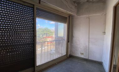 VENTA DEPARTAMENTO A REMODELAR CIUDADELA