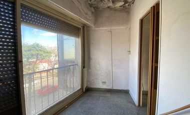 VENTA DEPARTAMENTO A REMODELAR CIUDADELA