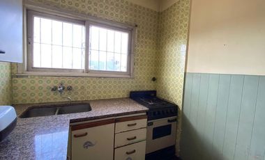 VENTA DEPARTAMENTO A REMODELAR CIUDADELA