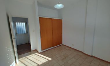 ALQUILER DEPARTAMENTO PH 3 AMBIENTES, MORON!