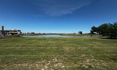 TERRENO EN VENTA EN SANTA CLARA AL SUR A LA LAGUNA