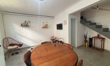 Oportunidad Lanús Oeste PH 2 amb c/cochera y patio