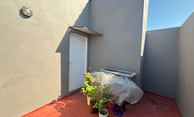 Oportunidad Lanús Oeste PH 2 amb c/cochera y patio