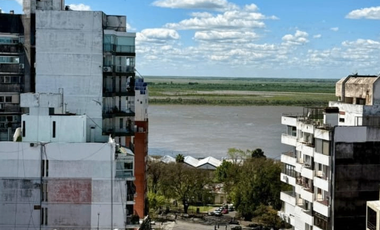 Recomendamos Depto. semipiso  venta cochera 2 DORMIS 2 BAÑOS. Piscina. Quincho