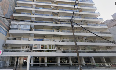 Recomendamos Depto. semipiso  venta cochera 2 DORMIS 2 BAÑOS. Piscina. Quincho