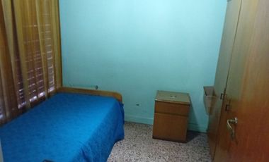 VENTA DE CASA 4 AMBIENTES EN TAPIALES