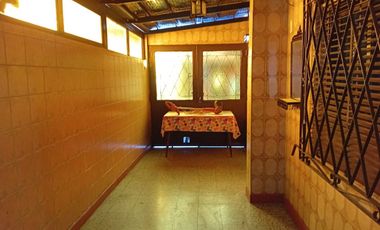 VENTA DE CASA 4 AMBIENTES EN TAPIALES