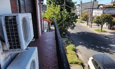 Casa para 2 Familias en venta en Wilde