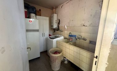 CASA MAS DEPARTAMENTO.  ZONA PATIO ALVEAR. CAPITAL