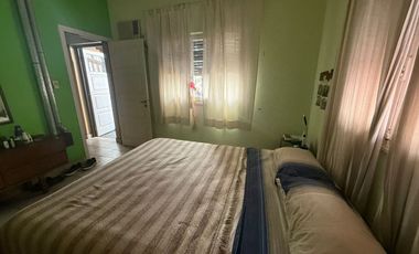 CASA MAS DEPARTAMENTO.  ZONA PATIO ALVEAR. CAPITAL