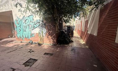 CASA MAS DEPARTAMENTO.  ZONA PATIO ALVEAR. CAPITAL