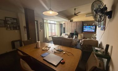 CASA MAS DEPARTAMENTO.  ZONA PATIO ALVEAR. CAPITAL