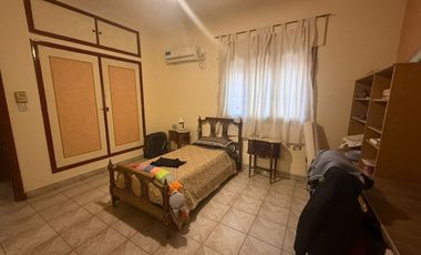 CASA MAS DEPARTAMENTO.  ZONA PATIO ALVEAR. CAPITAL