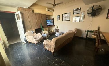 CASA MAS DEPARTAMENTO.  ZONA PATIO ALVEAR. CAPITAL