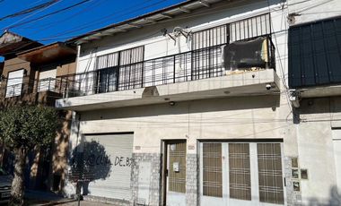 VENTA CASA MULTIFAMILIAR + LOCAL+ DEPTO  SAN JUSTO