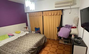 VENTA CASA MULTIFAMILIAR + LOCAL+ DEPTO  SAN JUSTO