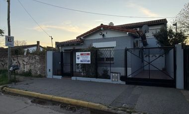 Venta Casa 2 plantas en Turdera