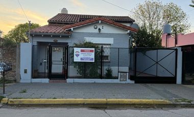 Venta Casa 2 plantas en Turdera