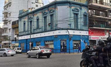 ALQUILER LOCAL COMERCIAL EN ESQUINA/AVENIDAS